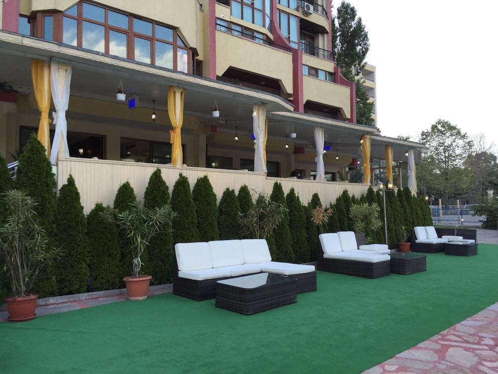 Hotel Perla Sun