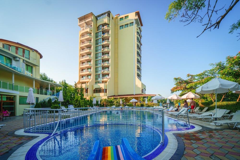 Hotel Perla Sun