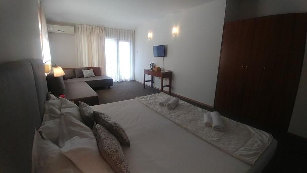 Hotel Muses