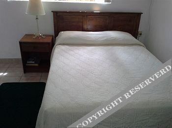 Orange Creek Inn
