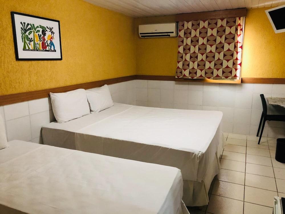 Hotel Veraneio