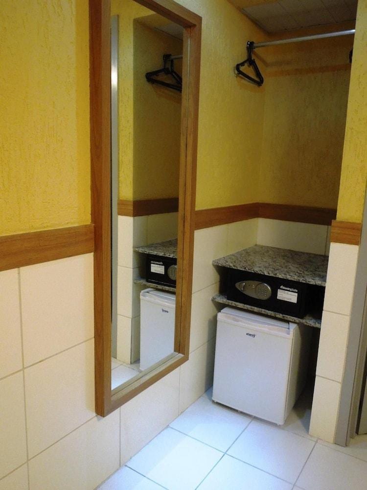 Hotel Veraneio