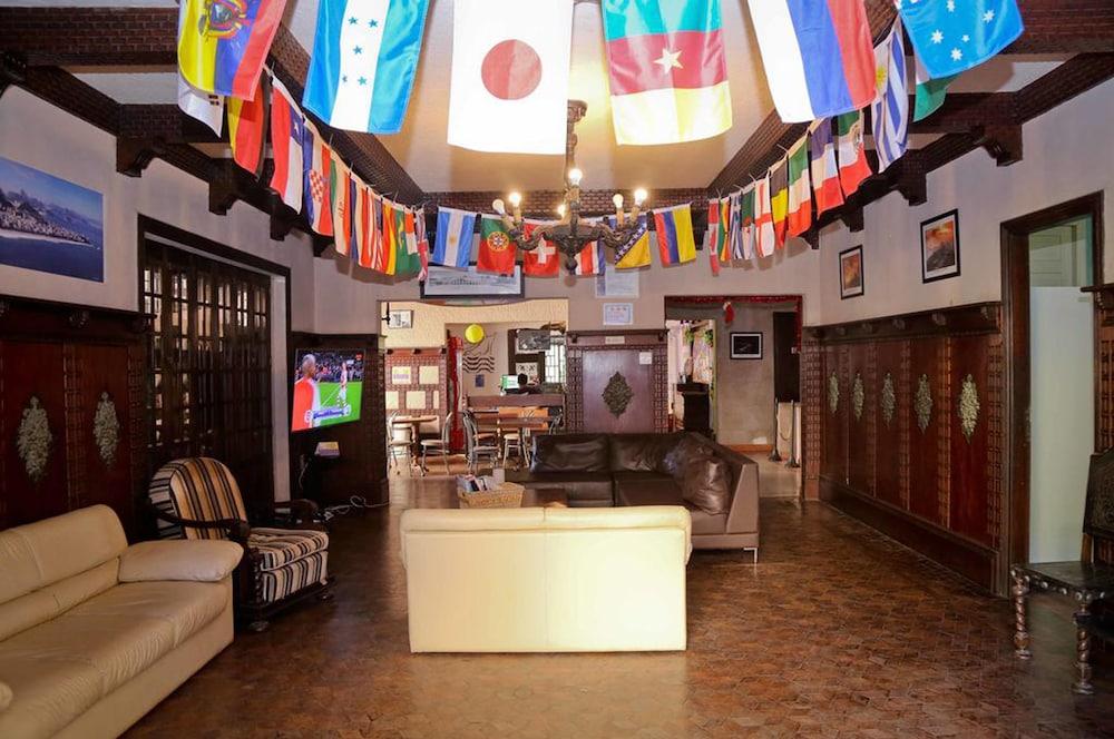 Pura Vida Hostel