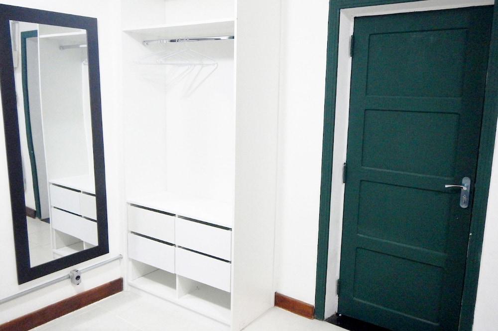 Pura Vida Hostel