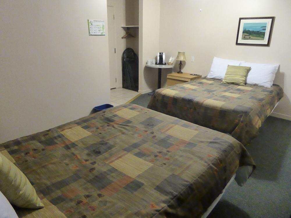 Motel De L'anse A L'eau