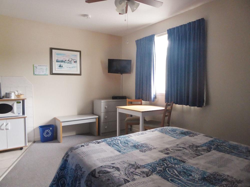 Motel De L'anse A L'eau