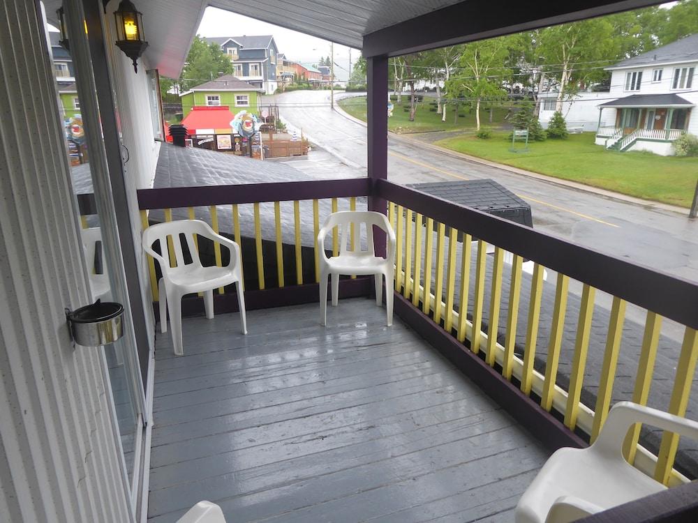 Motel De L'anse A L'eau