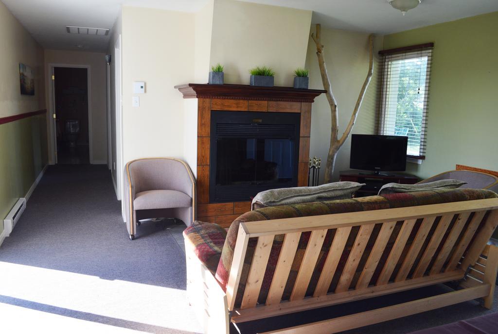 Condo & Motel des Berges