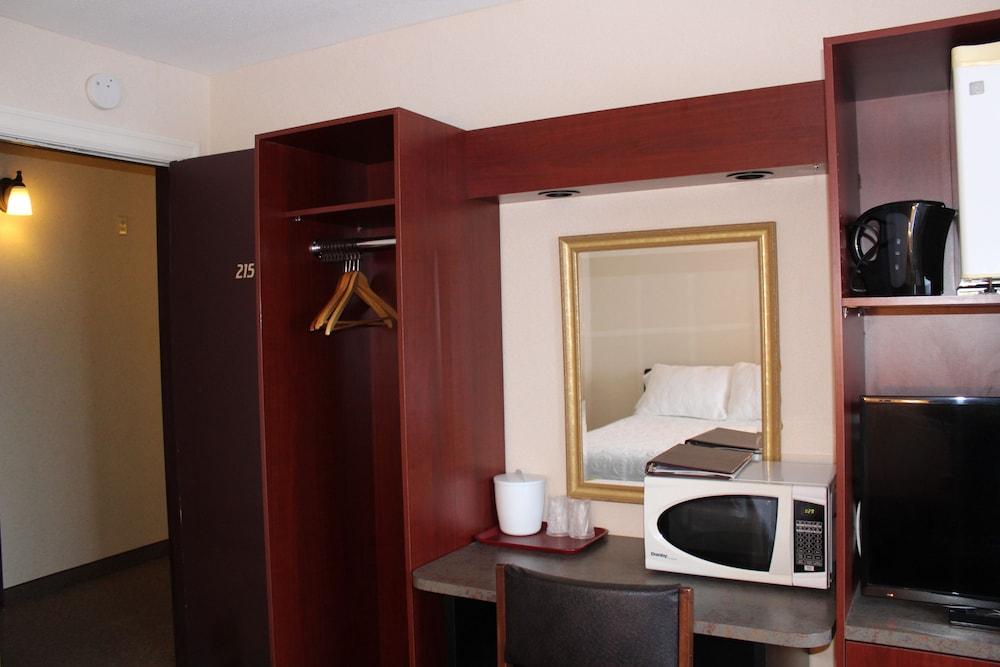Motel Capri & Suites