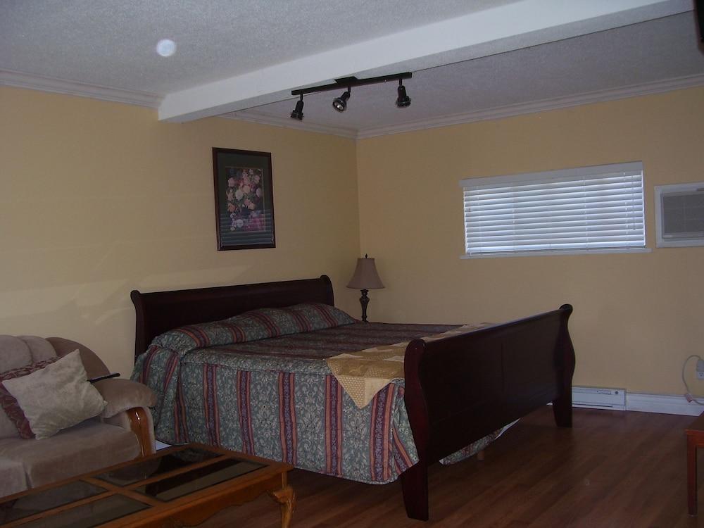 Beach Grove Motel