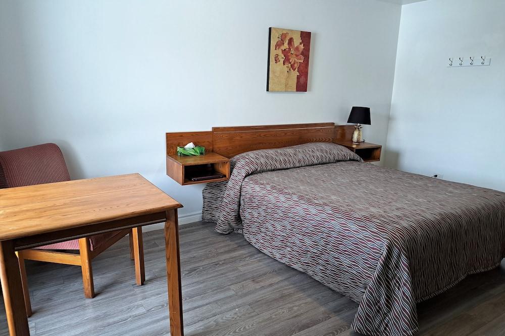 Motel Bonsoir