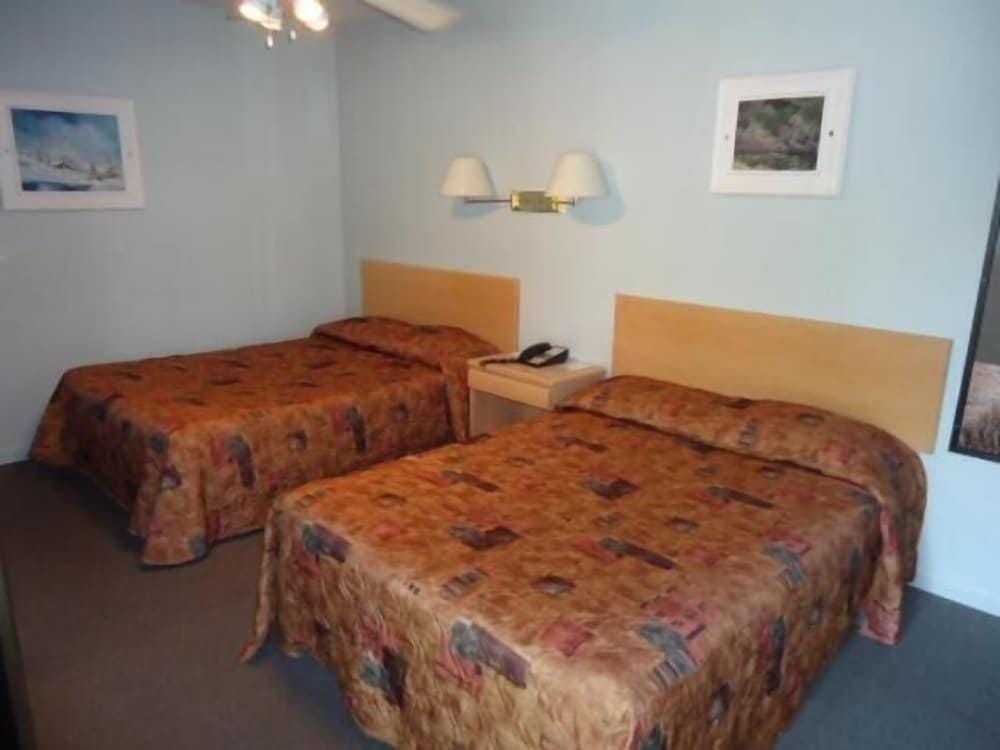 Hotel - Motel Coronet
