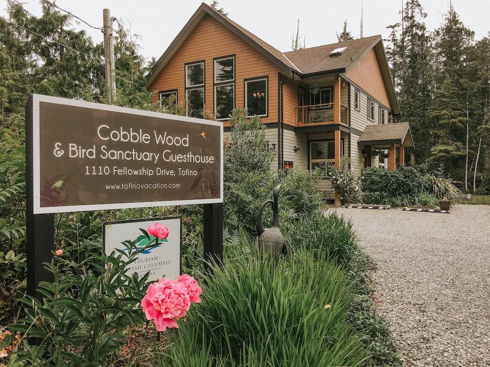 Cobble Wood And Bird Sanctuary Guest House