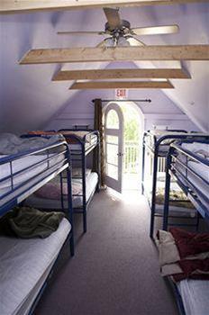 Ottawa Backpackers Inn