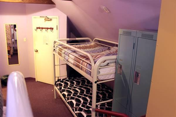 Ottawa Backpackers Inn