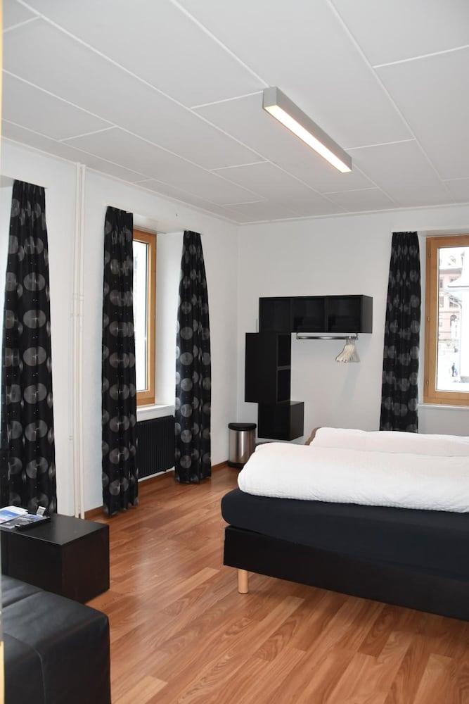 Hotel Raetia