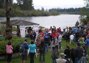 Riverside Inn