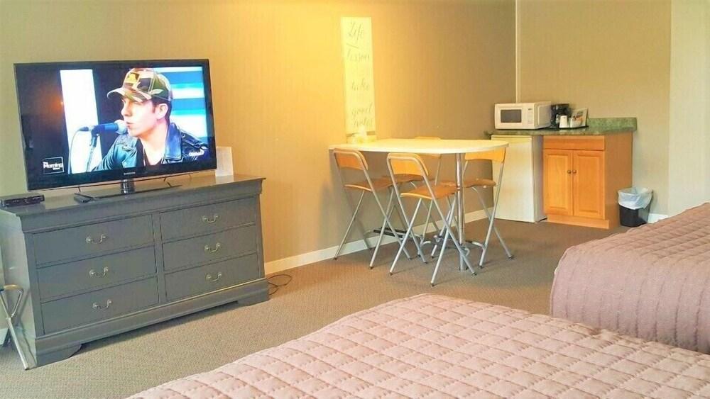 Ukee Peninsula Motel