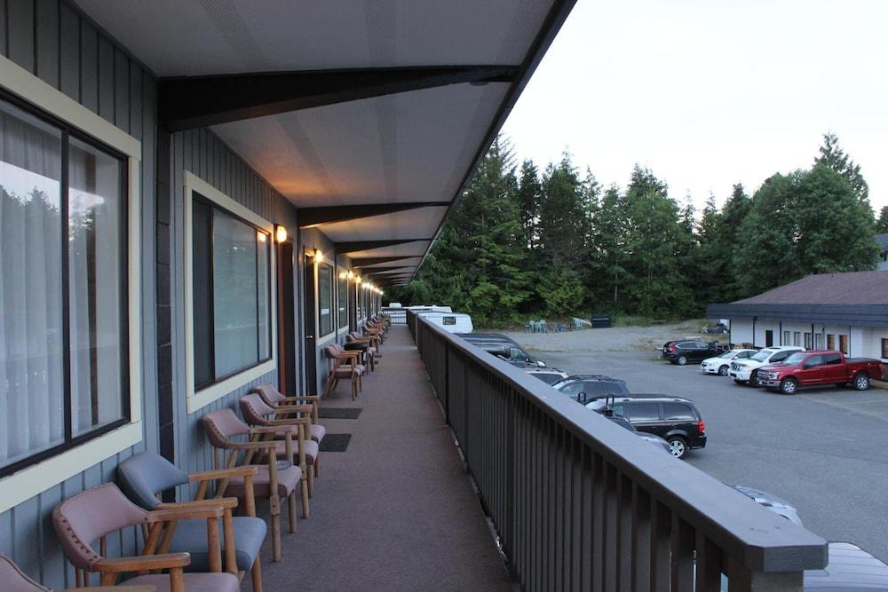 Ukee Peninsula Motel