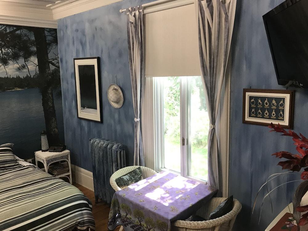 Auberge du Sault-a-la-Puce