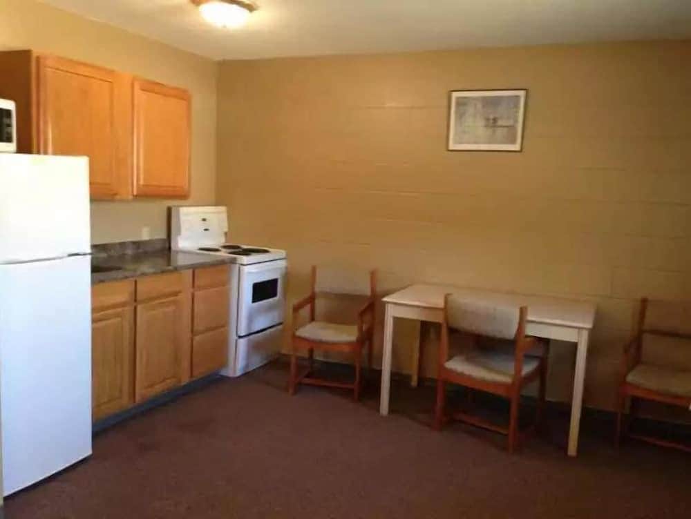 Twilite Motel