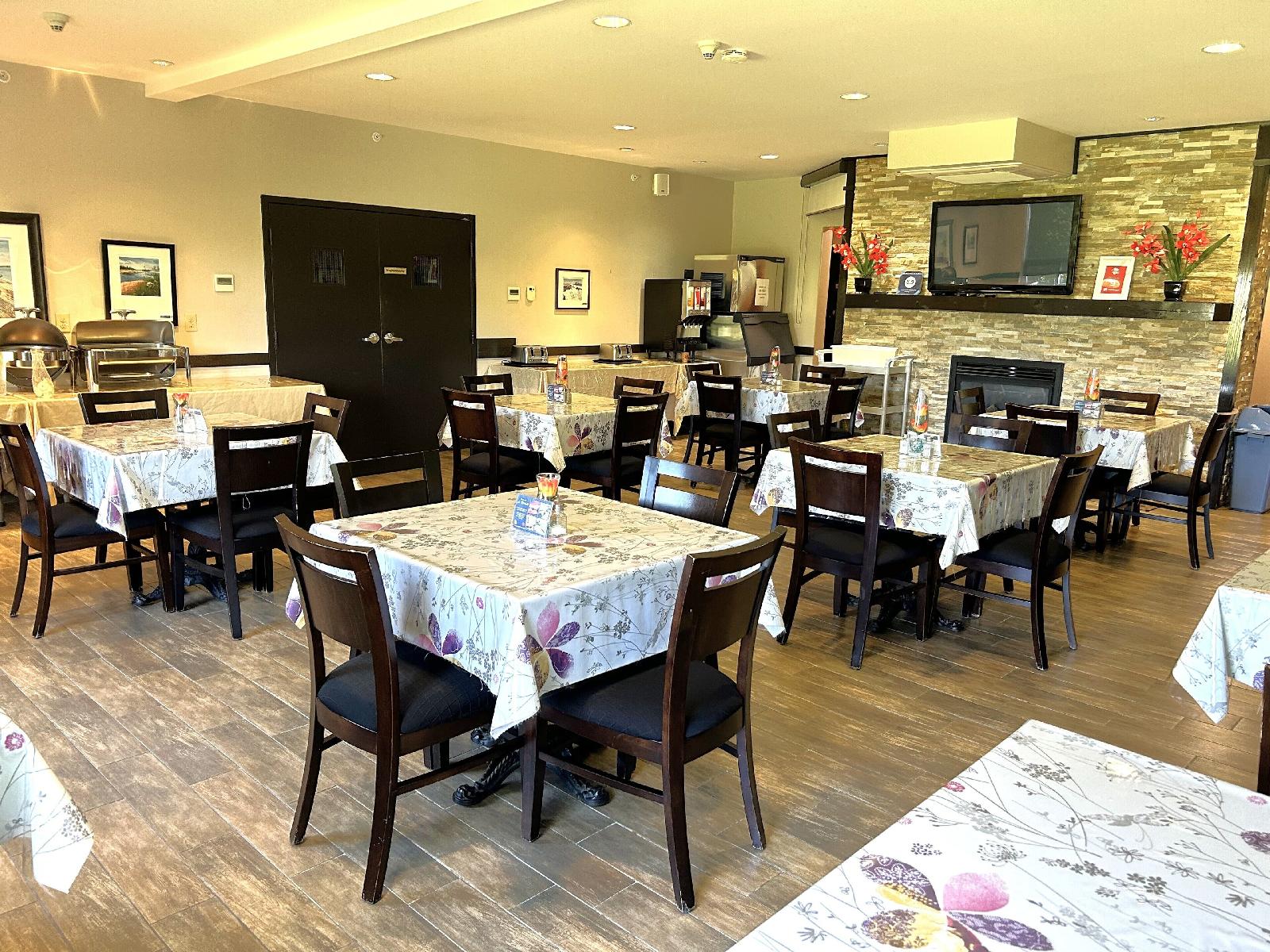 Midland Inn And Suites