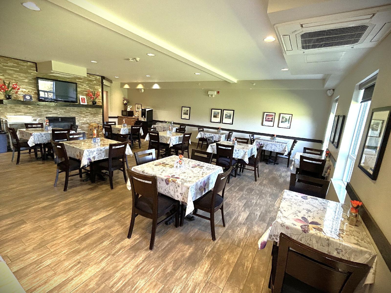 Midland Inn And Suites