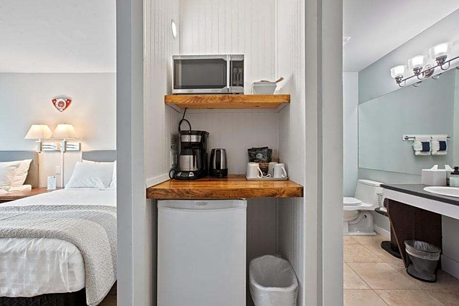 Tofino Harbourview Motel