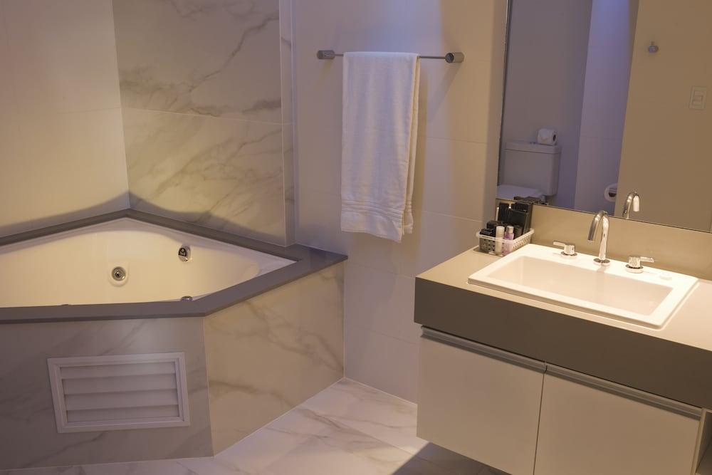 Aquarius Hotel Flat Residence