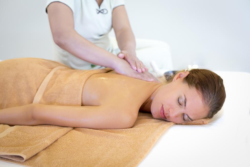 Radisson Blu Azuri Resort & Spa