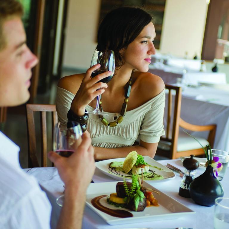 Radisson Blu Azuri Resort & Spa