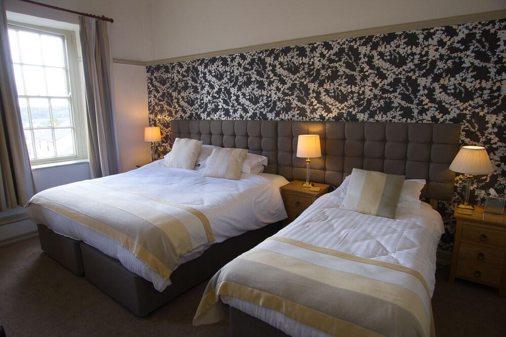The Castle Hotel