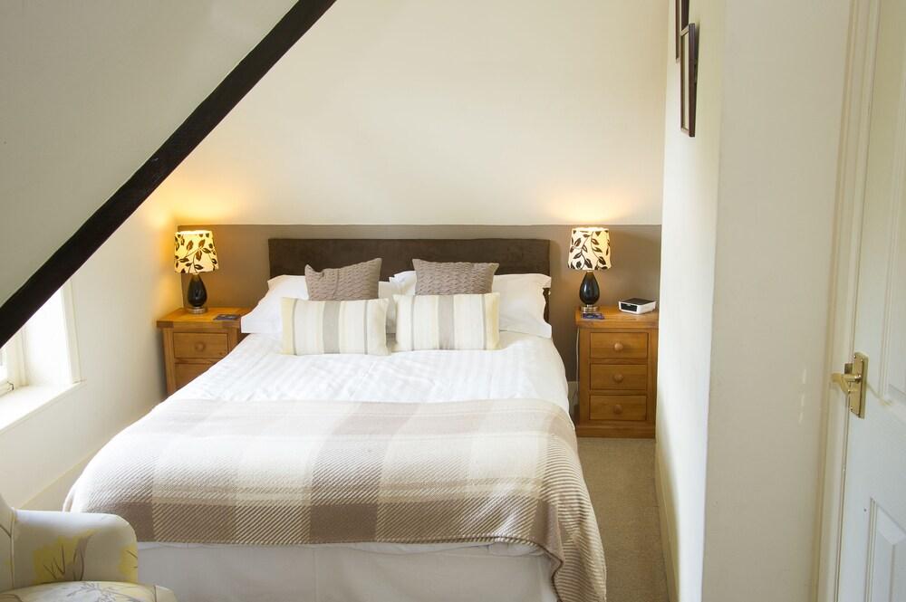 The Castle Hotel