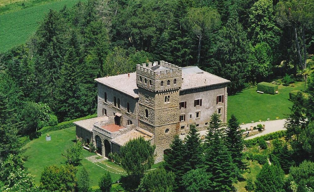 Castello di Santa Cristina