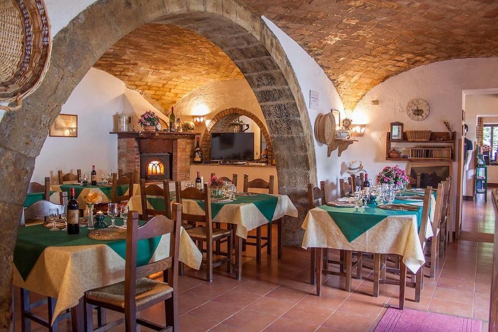Castello di Santa Cristina