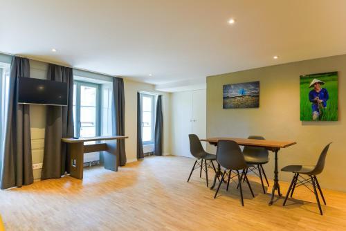 Hotel Hine Adon