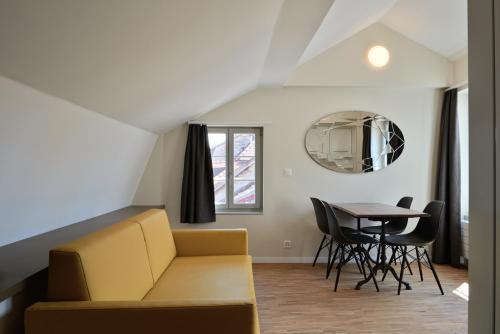Hotel Hine Adon
