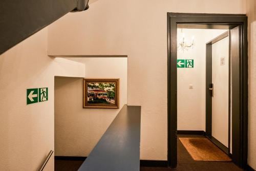 Hotel Hine Adon