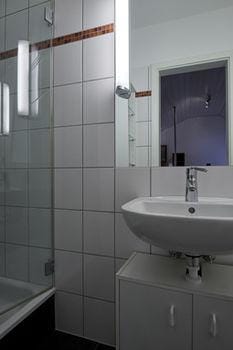 Hotel Hine Adon
