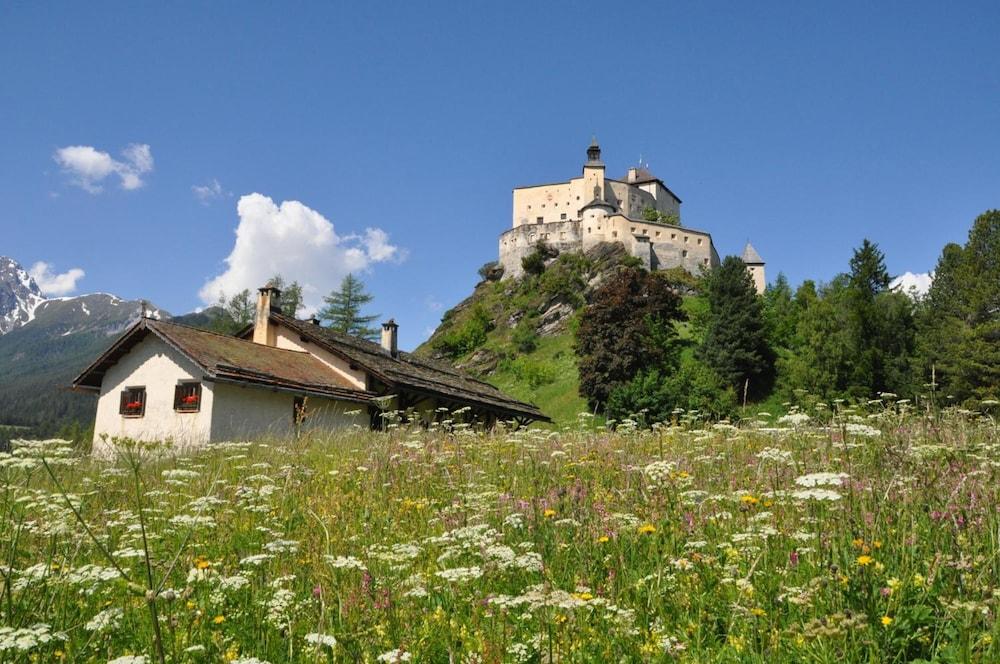 Schlosshotel Chaste