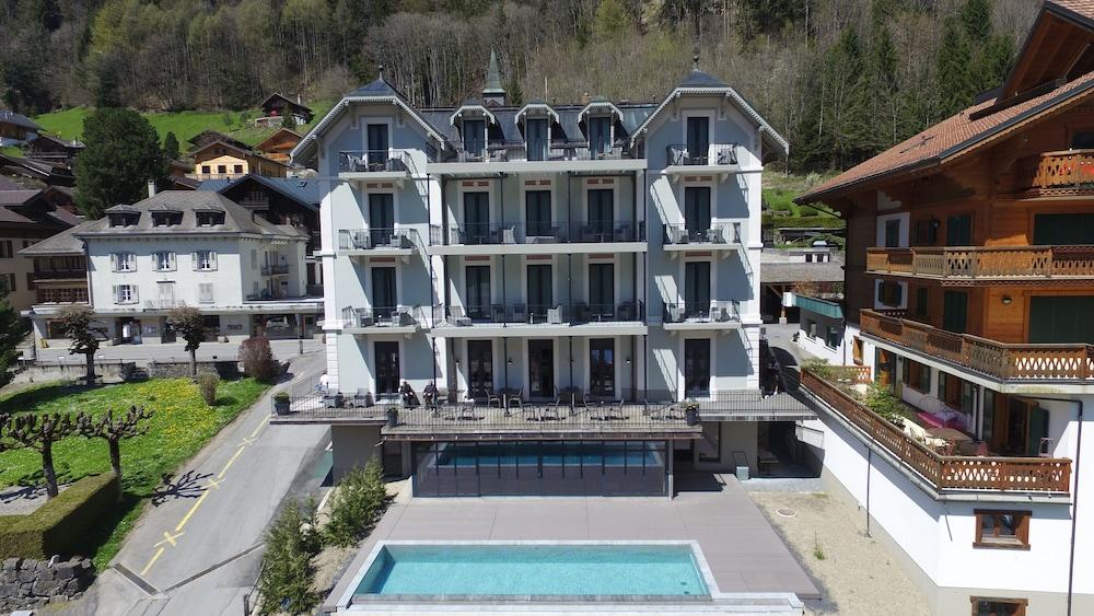 Hotel Le National Resort & Spa