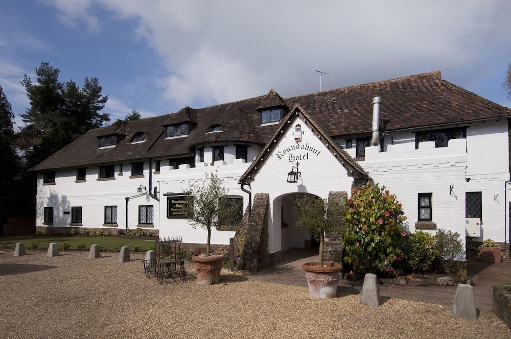 Roundabout Hotel