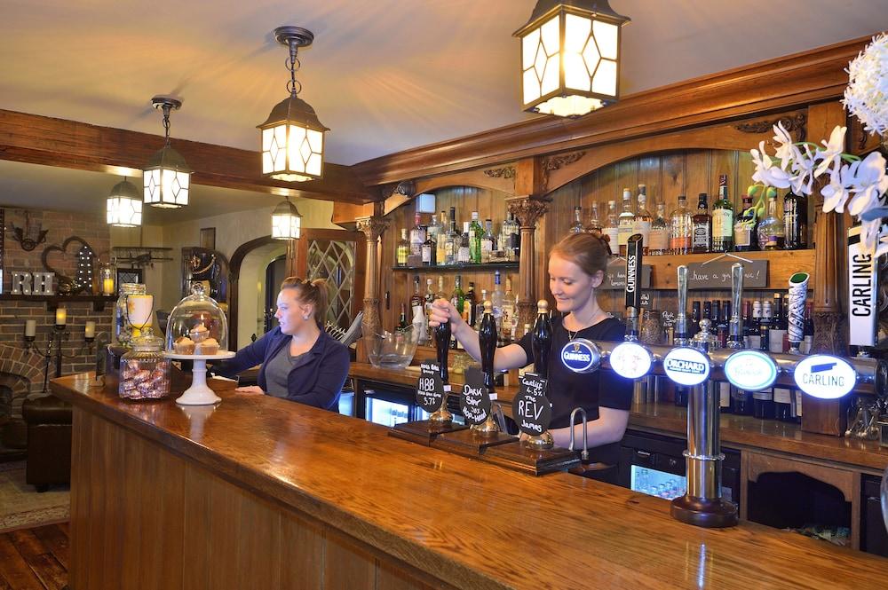 Roundabout Hotel