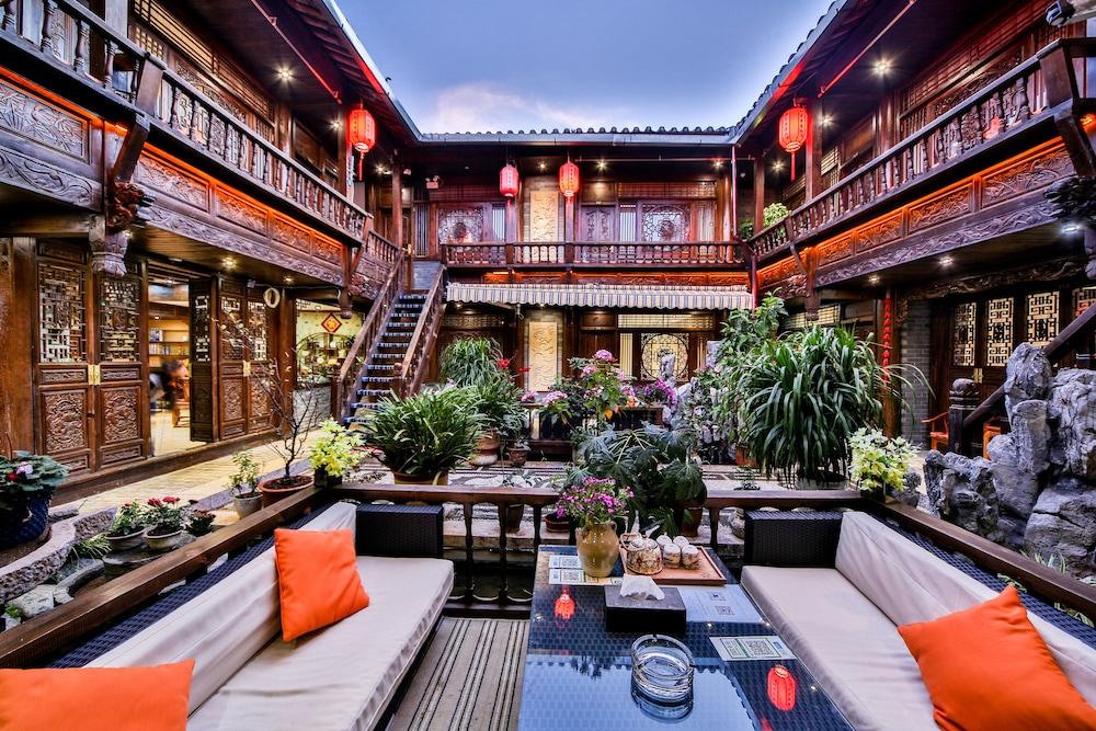 Lijiang He Mu Ju Inn Fairview Branch