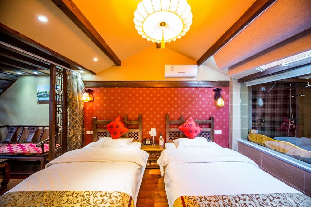 Lijiang He Mu Ju Inn Fairview Branch