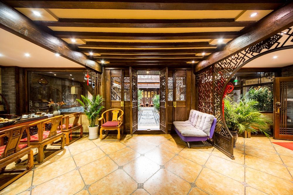 Lijiang He Mu Ju Inn Fairview Branch
