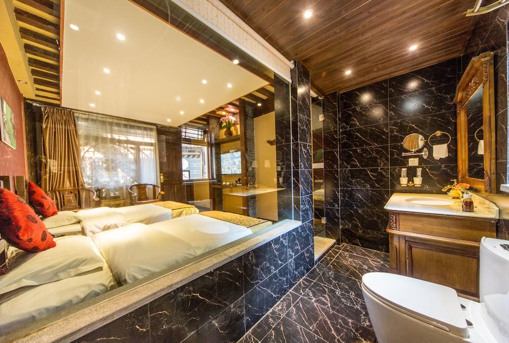 Lijiang He Mu Ju Inn Fairview Branch