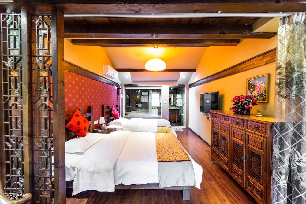 Lijiang He Mu Ju Inn Fairview Branch