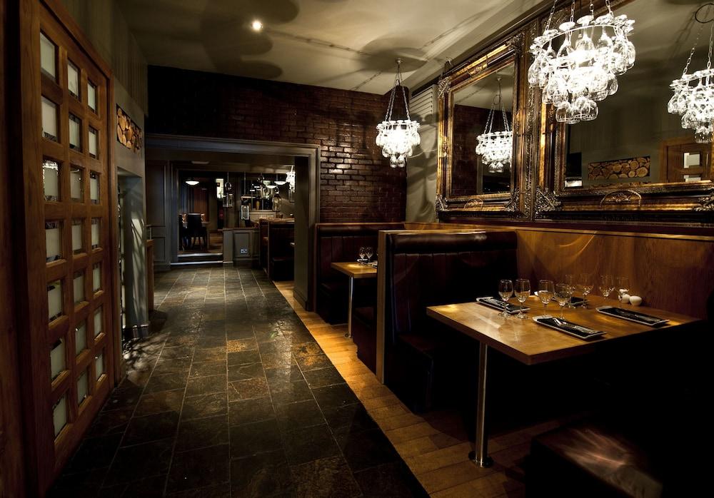 The Crown Hotel