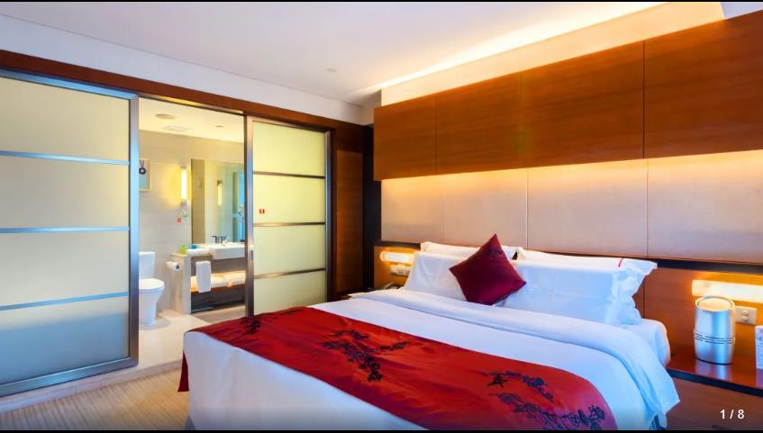 Grand View Hotel